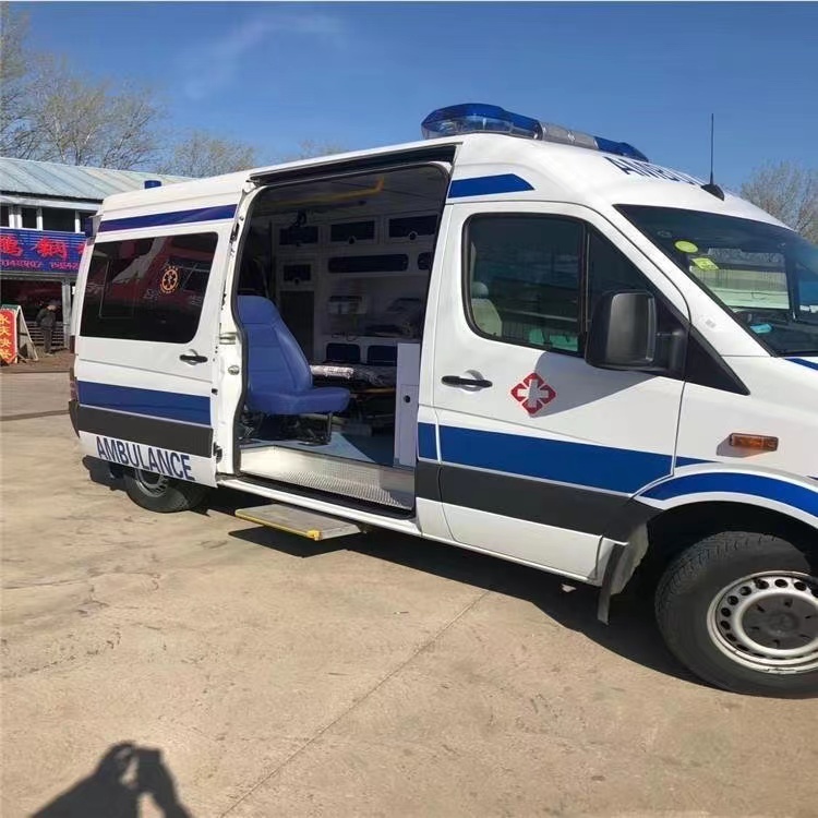 格尔木私人长途救护车出租转院回家