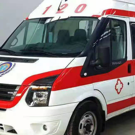 格尔木非急救护送病人转院租赁救护车的优缺点对比